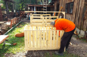 Mais de 600 apenados atuam em ações ações de auxílio aos atingidos pelas enchentes