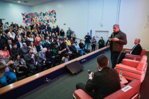 Porto Alegre anuncia plano de reconstrução