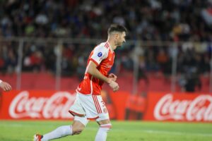 Inter vence Real Tomayapo mas segue precisando de vitória para classificar