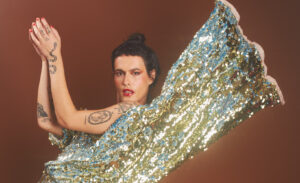 10 artistas LGBTQIA+ para conhecer no Mês do Orgulho