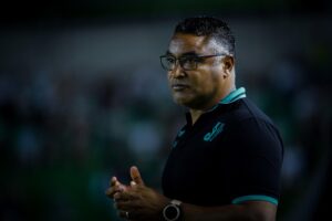 Roger Machado deixa o comando técnico do Juventude