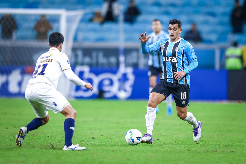 Vélez demonstra interesse na contratação de Franco Cristaldo