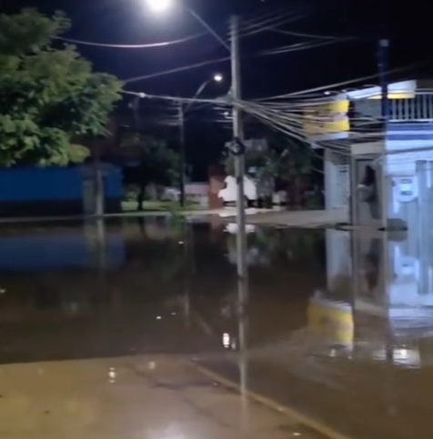 Inundação em Eldorado do Sul: Água continua a subir lentamente na rua do comércio