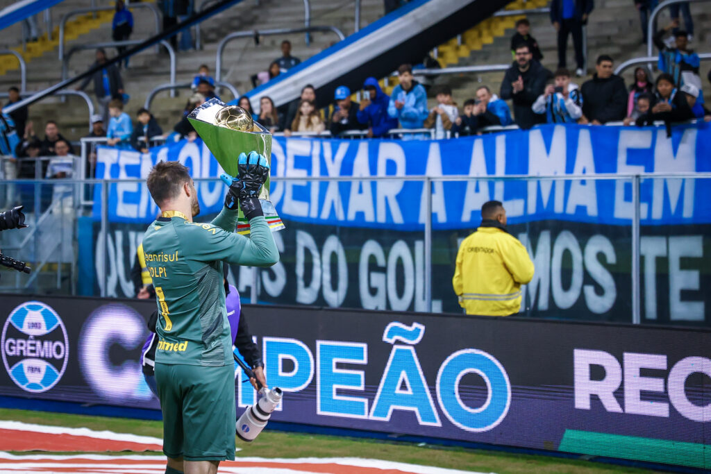 O que é do Grêmio, voltou para o Grêmio.