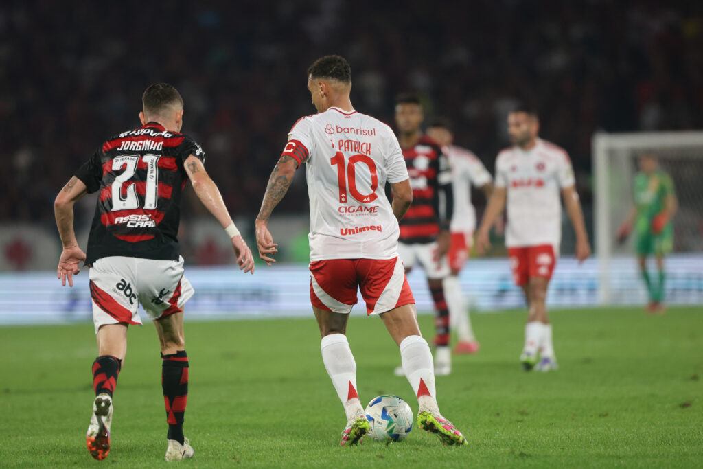 Inter enfrenta o Flamengo pelo Brasileirão