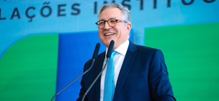 Ministro da Saúde desiste de viajar aos EUA para Assembleia Geral da ONU por restrições impostas pelo governo norte-americano