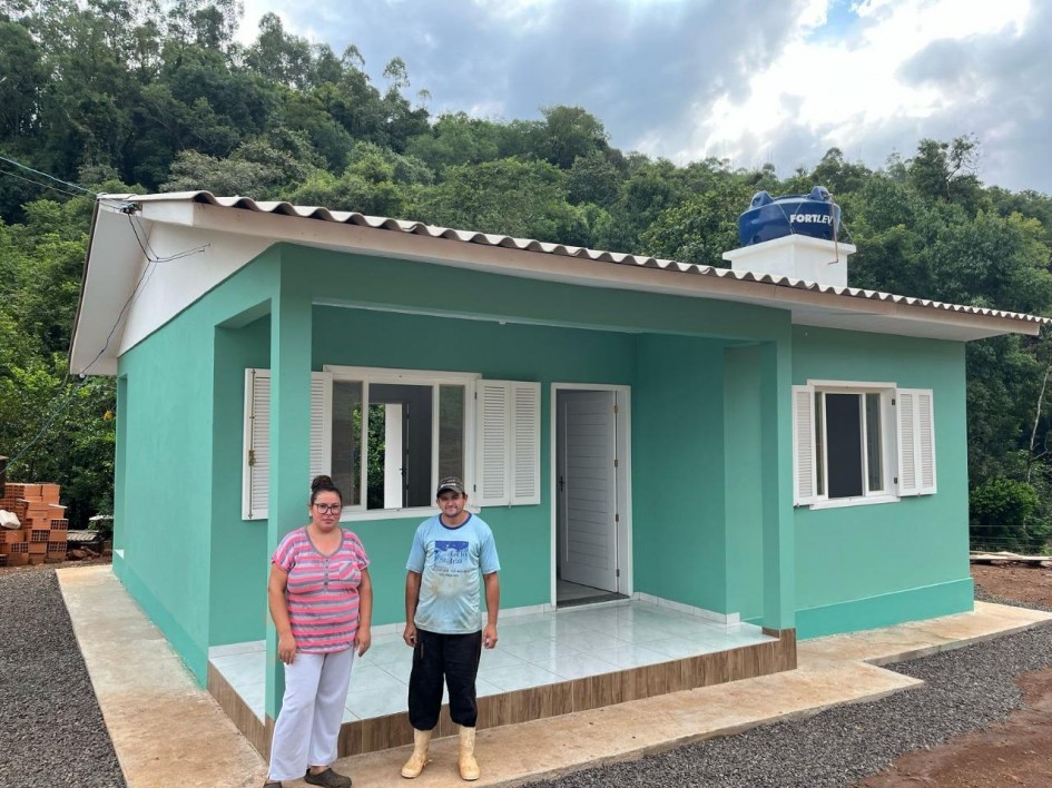 Programa estadual entrega 227 casas a agricultores atingidos pelas enchentes de 2023