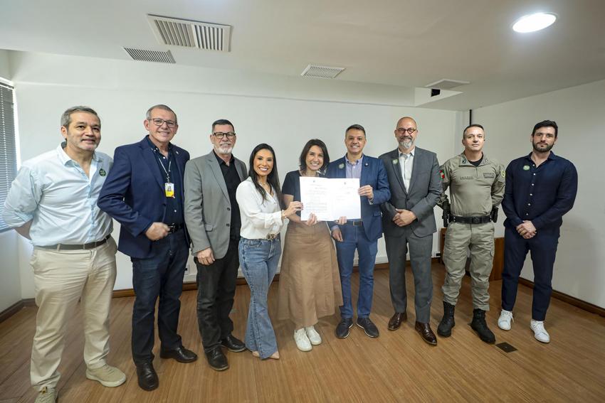 Porto Alegre sanciona lei de incentivo à segurança e reconhece Igreja Metodista Wesley como patrimônio histórico