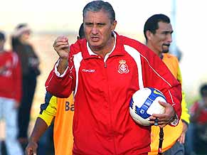 Tite segue como sonho do torcedor colorado para 2026