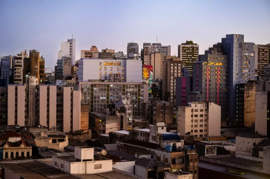 Porto Alegre supera 5,4 mil famílias habilitadas no programa Compra Assistida