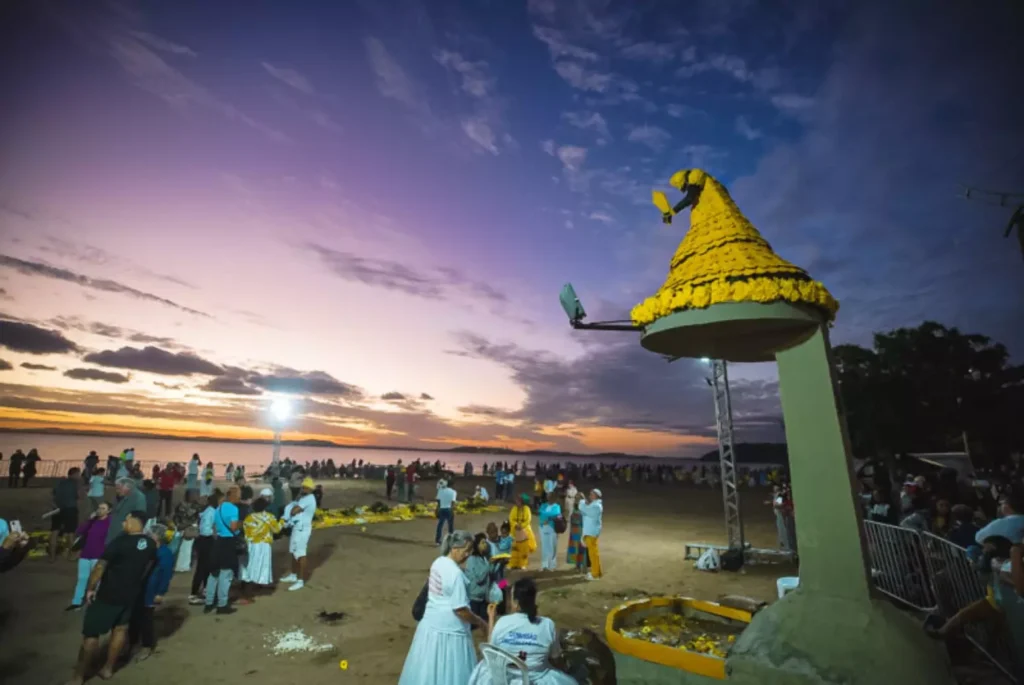 Festa de Oxum celebra 32 anos com pré-lançamento de livro e programação especial na Orla de Ipanema