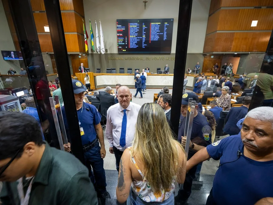 Câmara de Porto Alegre cassa mandato do vereador Gilvani o Gringo