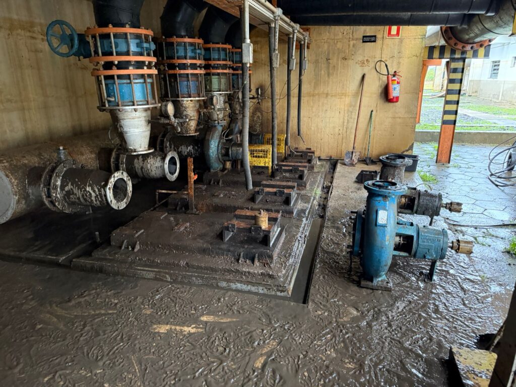 Reconstrução da Estação de Tratamento de Esgoto Sarandi avança, e retomada da operação é prevista para o início de 2026