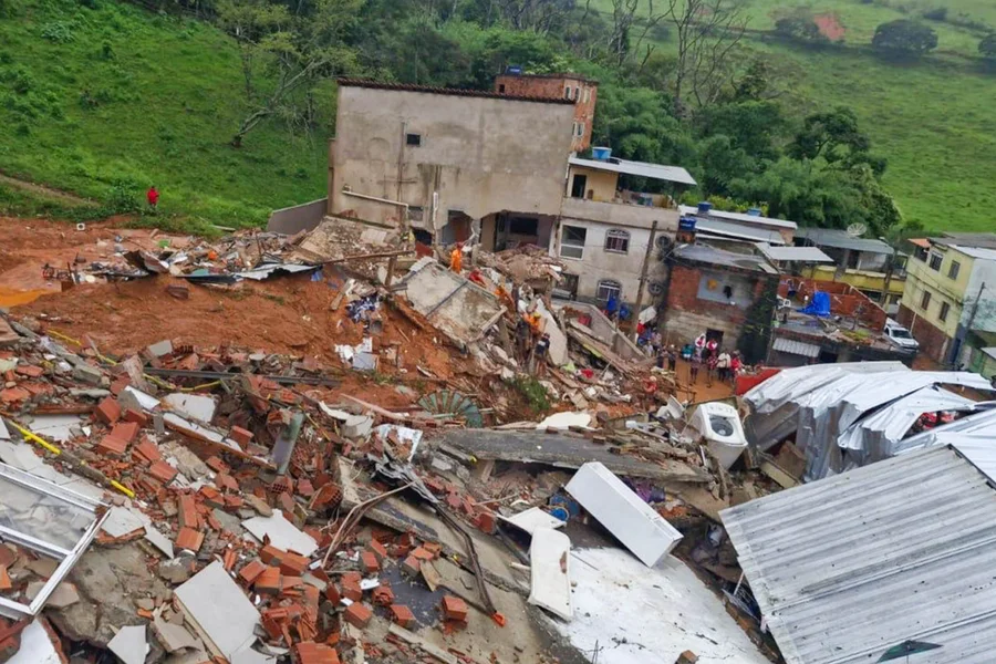 Minas Gerais: Mortes chegam a 70 na Zona da Mata; buscas entram no quinto dias