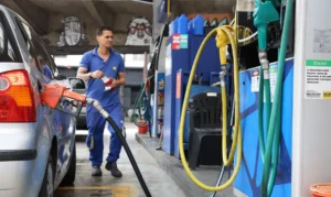 Vendas do comércio brasileiro caem 1,5% em abril e registram pior desempenho em quase quatro anos