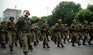 Prazo para alistamento militar obrigatório termina nesta terça; atraso pode gerar restrições aos jovens