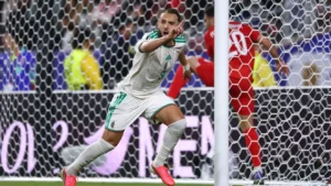Argélia vira no fim, vence Jordânia e segue viva no Grupo J da Copa do Mundo