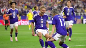 Japão empata com a Suécia e vai enfrentar o Brasil no mata-mata da Copa do Mundo