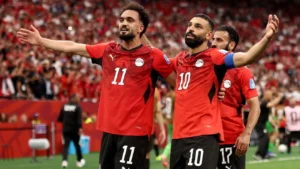 Egito vence Nova Zelândia de virada com gols de “Zico” e Trezeguet e lidera grupo na Copa