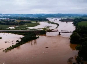 MetSul alerta para risco de novas enchentes nos rios Taquari e Caí após chuva intensa no RS