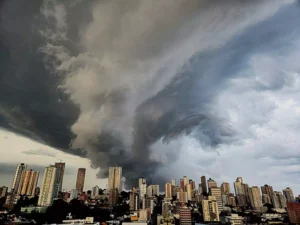 Super El Niño começa a impactar o RS com sequência de temporais, chuva intensa e risco de deslizamentos