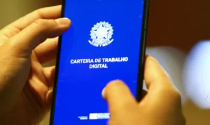 Desemprego cai para 5,3% e população ocupada bate recorde no Brasil
