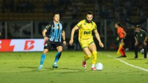 Grêmio empata com o Mirassol e deixa decisão das oitavas da Copa do Brasil para a Arena