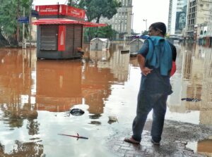 Justiça condena Porto Alegre a pagar R$ 50 milhões por danos da enchente de 2024