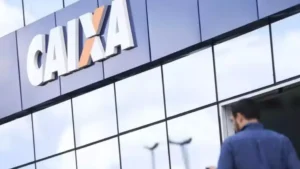 Funcionários da Caixa entram em greve nacional e paralisação atinge parte do Banco do Brasil
