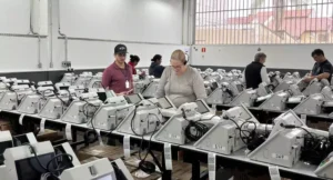 Justiça Eleitoral inicia preparação das urnas para as eleições de outubro no RS